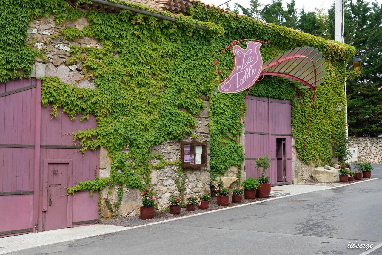 Village Castigno - Wine Hotel & Resort Assignan Exterior photo